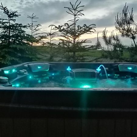 Lendhouse - Spa Pod Gwiazdami Sapow 外观 照片