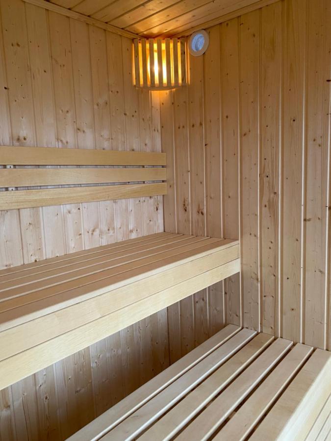 Lendhouse - Spa Pod Gwiazdami Sapow 外观 照片