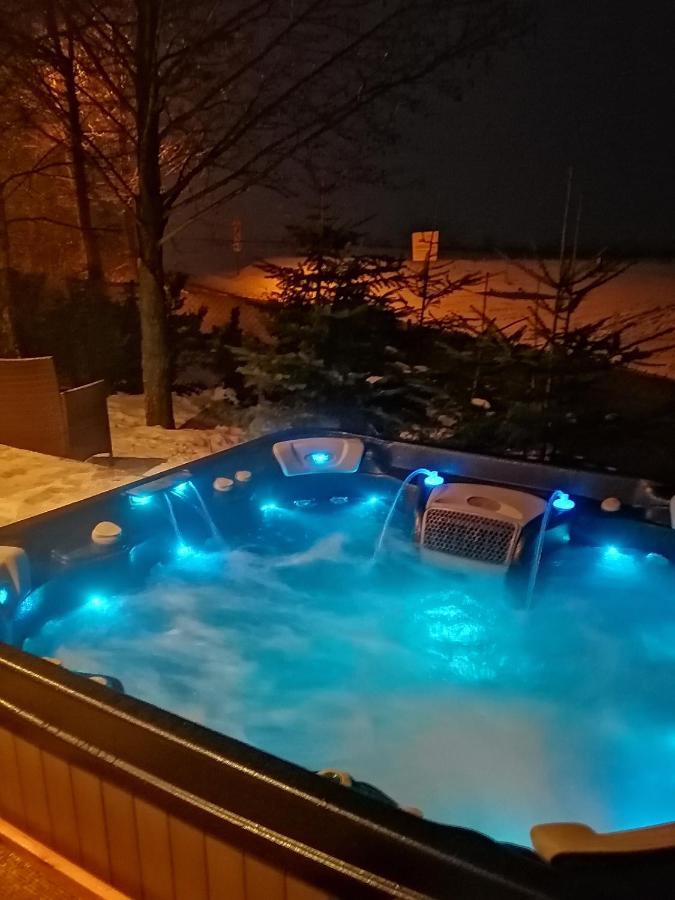 Lendhouse - Spa Pod Gwiazdami Sapow 外观 照片